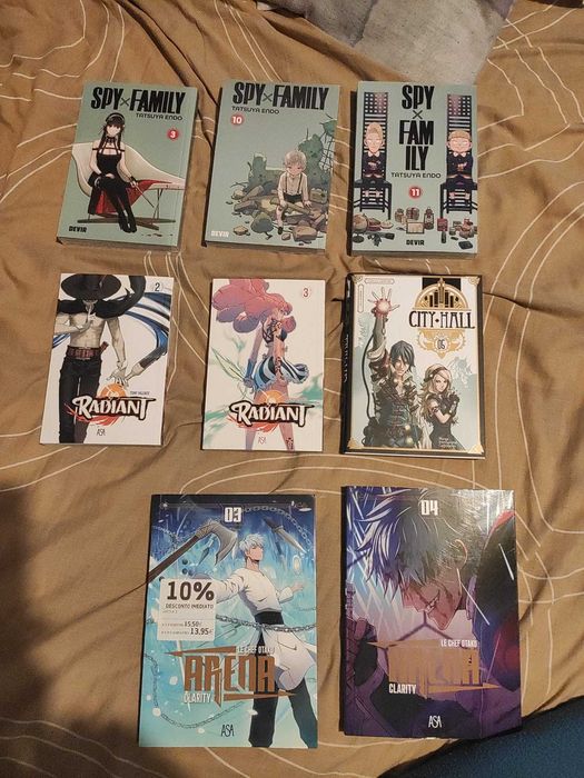 VÁRIOS MANGAS EM PORTUGUÊS - Spy X Family; Radiant; City Hall...
