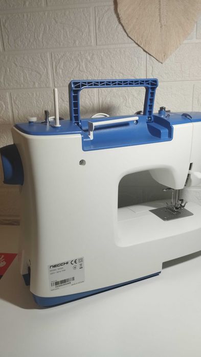 Швейна машина Necchi K432A
