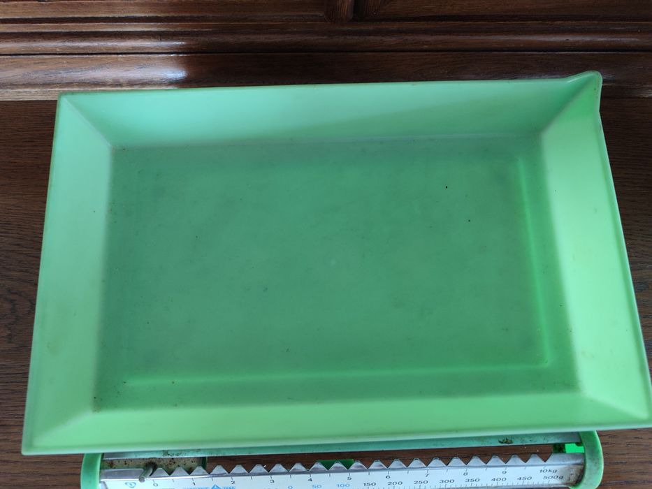 Stara waga kuchenna