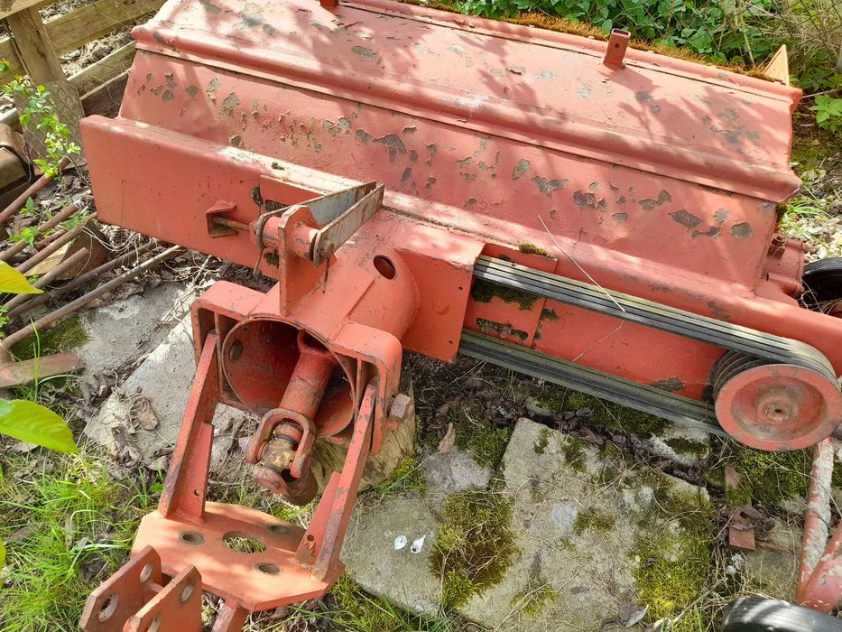 Traktor ogrodowy TZ4K14