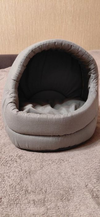 Будинок-лежак для собак і кішок