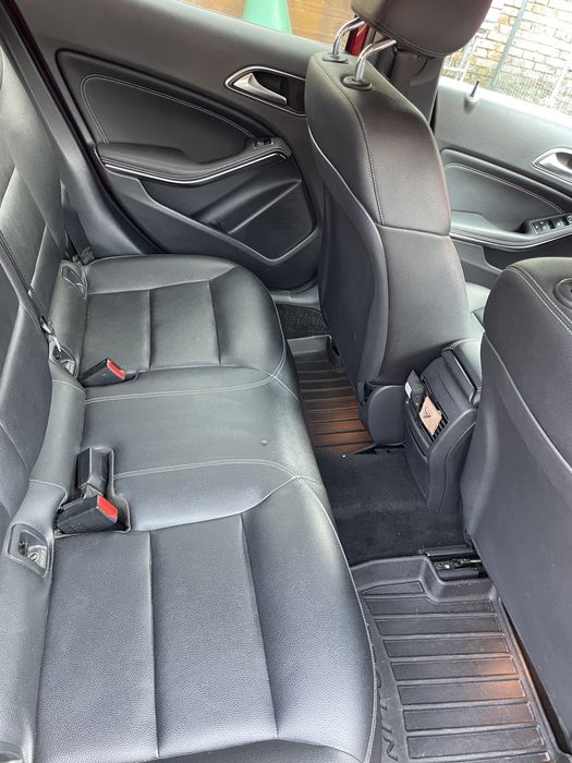 Мерседес GLA 250