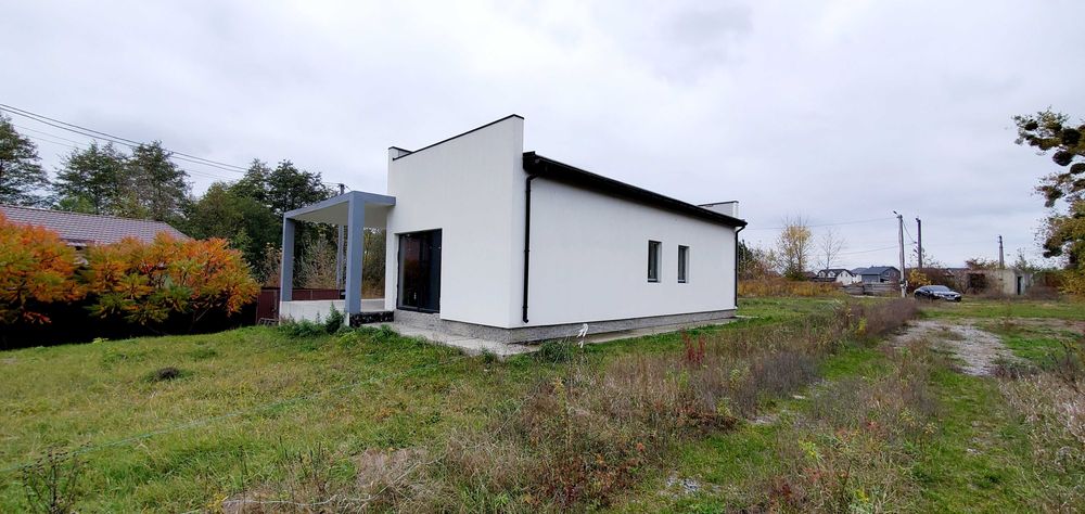 Котедж (будинок) з двома терасами біля озера (Крушинка, Зелений Бір)