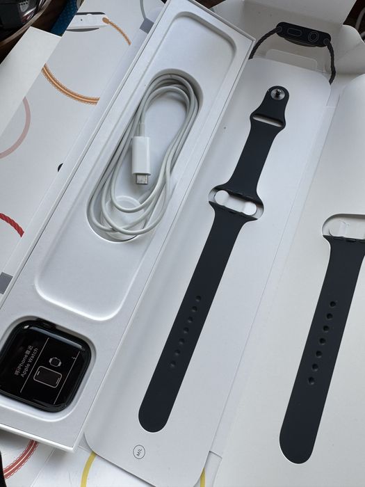 Apple Watch SE 2 (2. gen) 44mm GPS + Cellular (LTE) Midnight / Północ – Pełen Zestaw