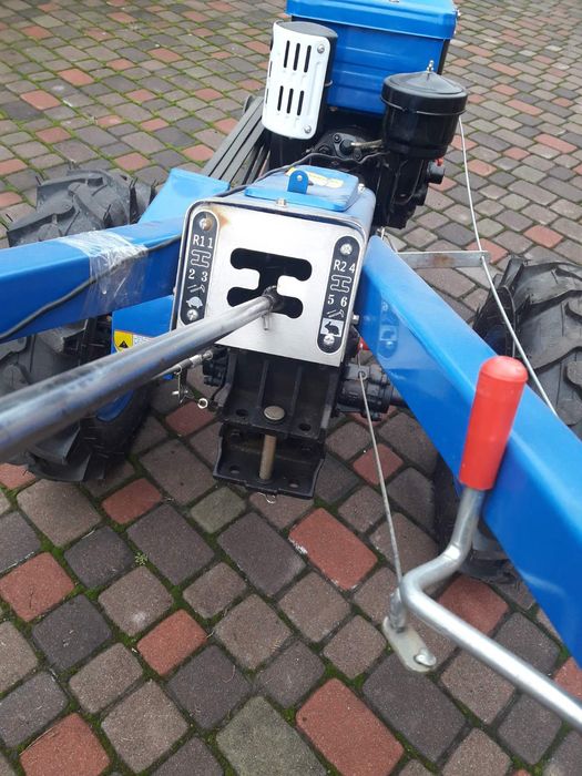 Продам мотоблок Зубр 8 кінських сил