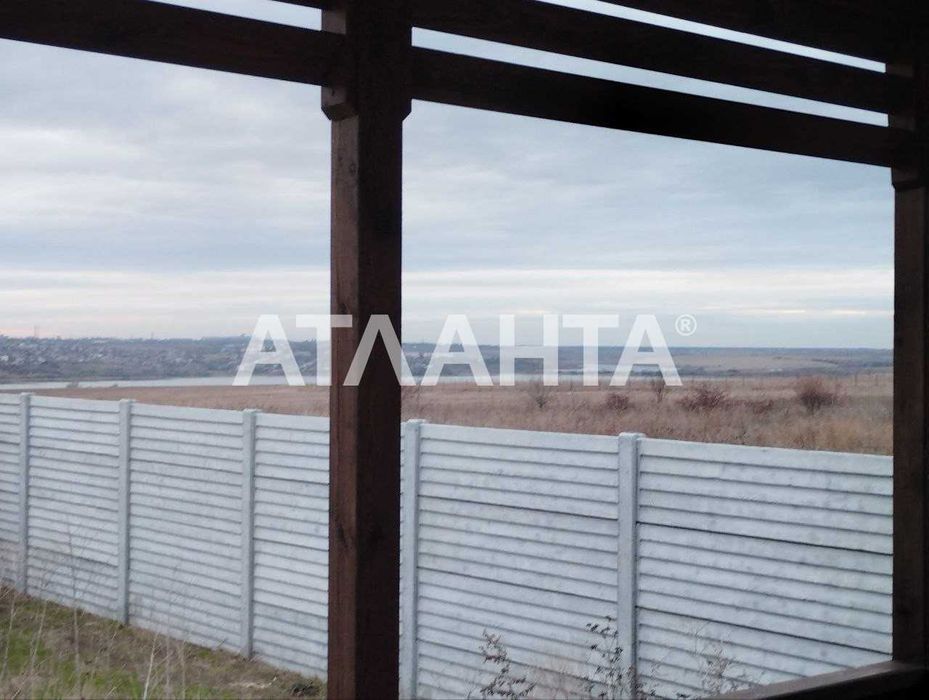 Дом в Новой Дофиновке с капремонтом.