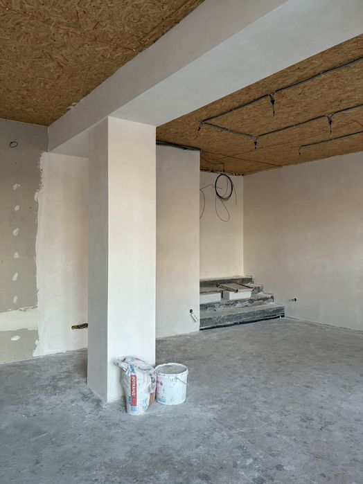 Оренда комерційного приміщення в центрі Тячева