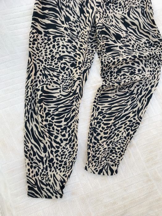 Штаны S Tally Weijl укорочённые, высокая посадка, тигровый принт