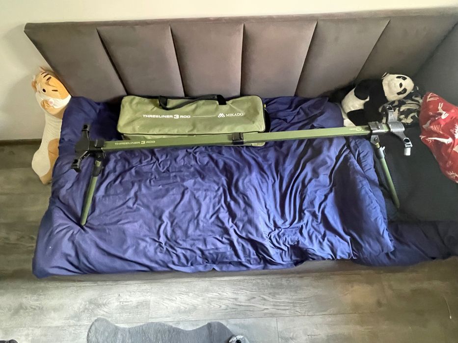 Rod Pod mikado na 3 wędki