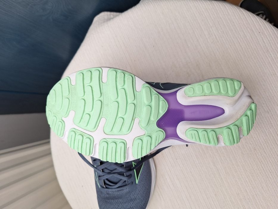 Mizuno Wave Prodigy 6 roz. 40