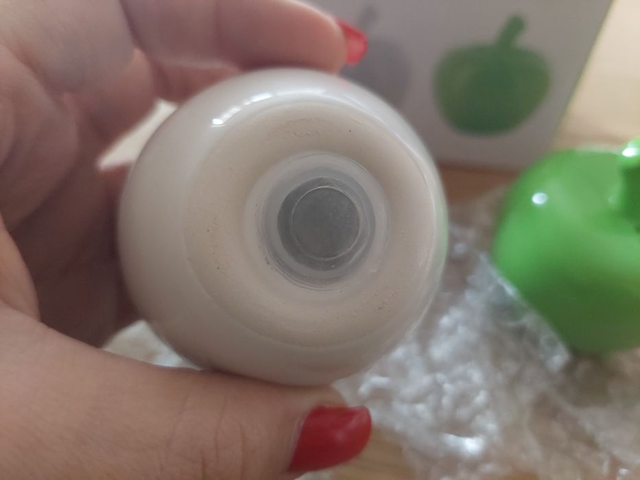 Conjunto saleiro e pimenteiro novo