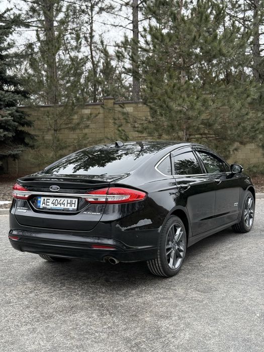Ford Fusion, Titanium PHEV: 17 400 $ - Ford Дніпро на Olx