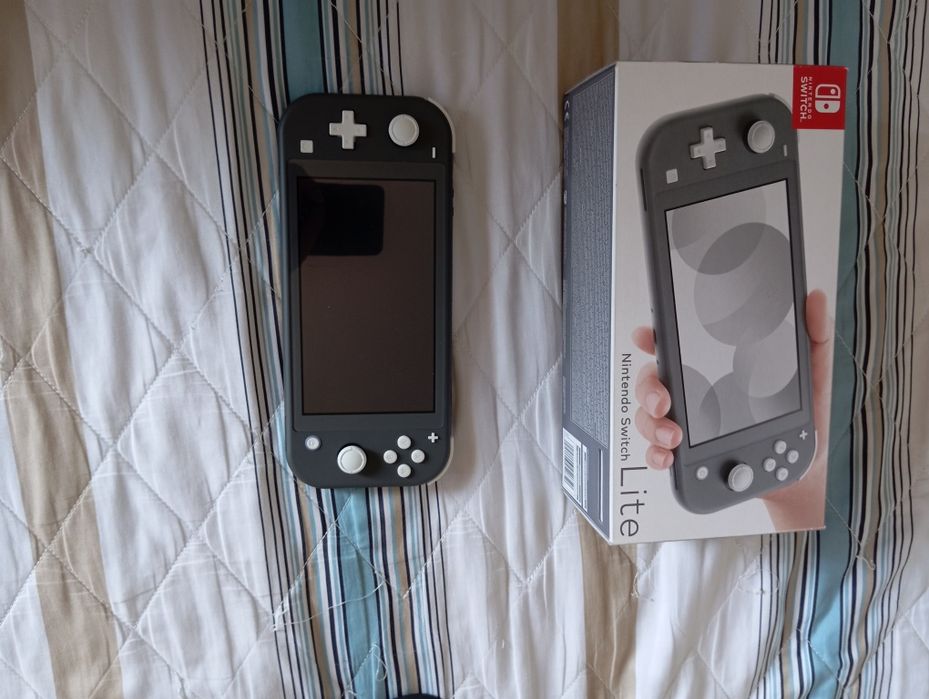 Troco Nintendo Switch Lite mais jogos