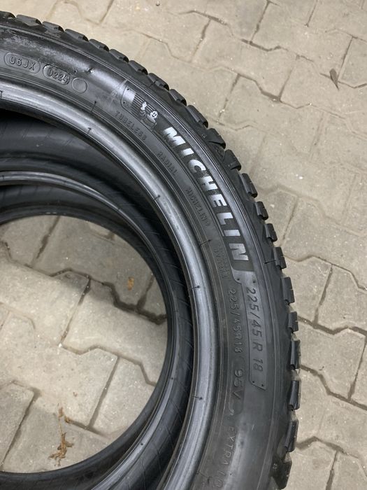 Продам 225/45 R18 Michelin CrossClimate 2