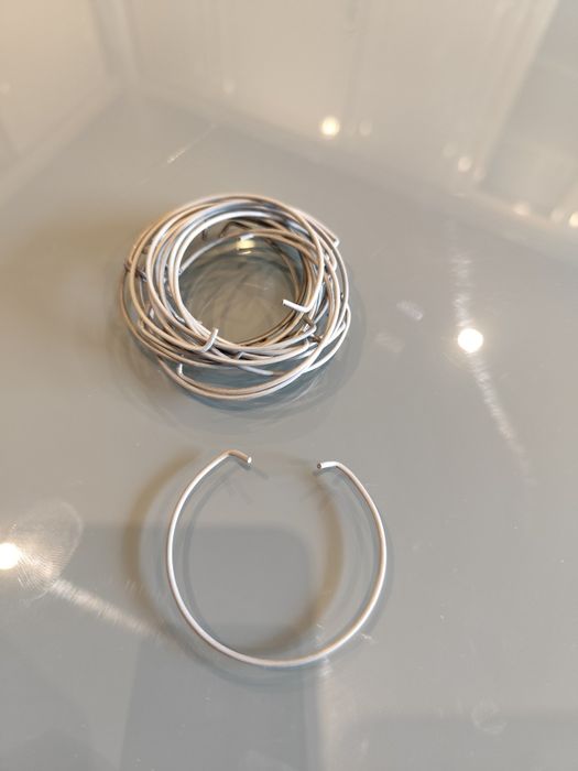 18 Focos MR16, 18 casquilhos e 18 argolas