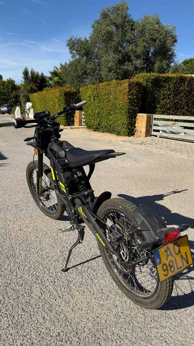 Sur-Ron Light Bee X L1e — Electric Motorcycle