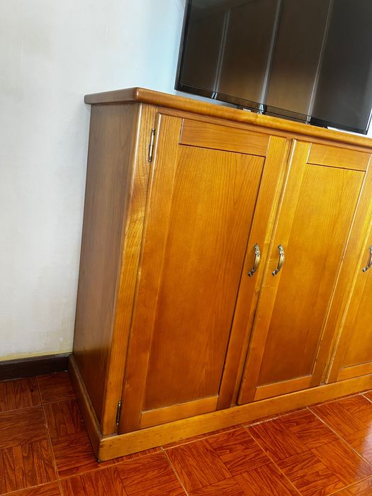 Armário em Pinho como novo