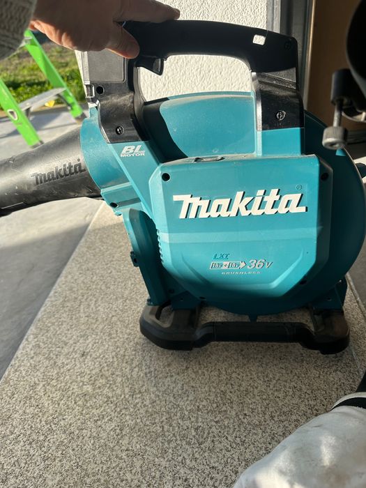 Soprador Aspirador de Folhas MAKITA