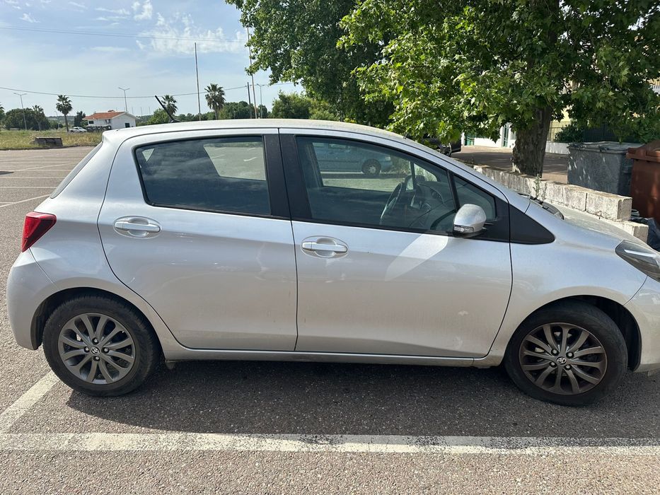 Toyota Yaris 1.0 VVT-i | 63.000 km | Excelente Negócio