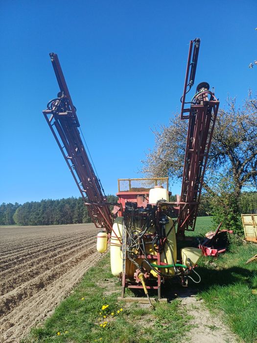 Opryskiwacz Hardi 1200l 24m zawieszany