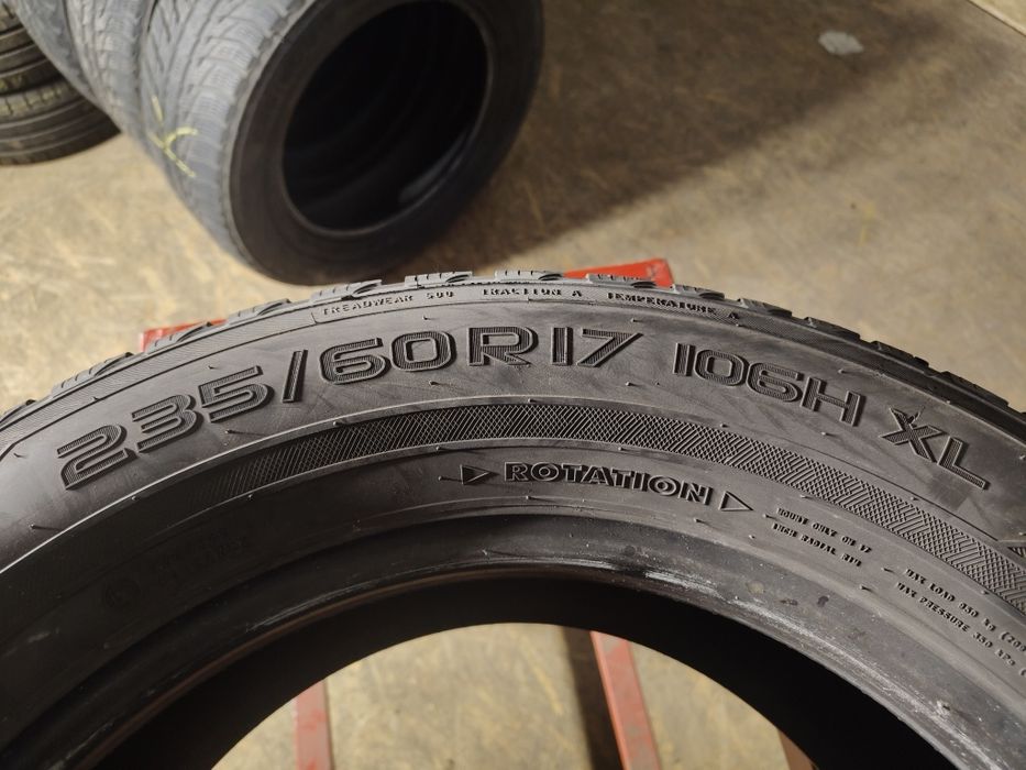 235/60R17 106H XL Nokian WR SUV 3           P2/S5