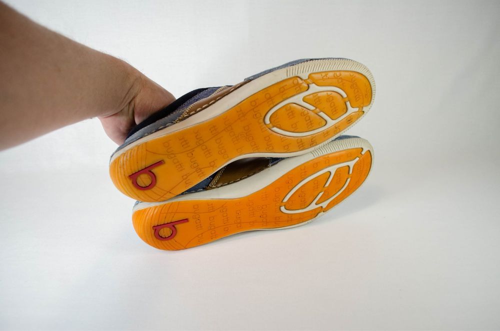 Мокасини сліпони Bugatti туфлі