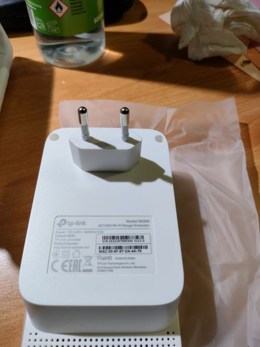 Mesh WiFi Range Extender