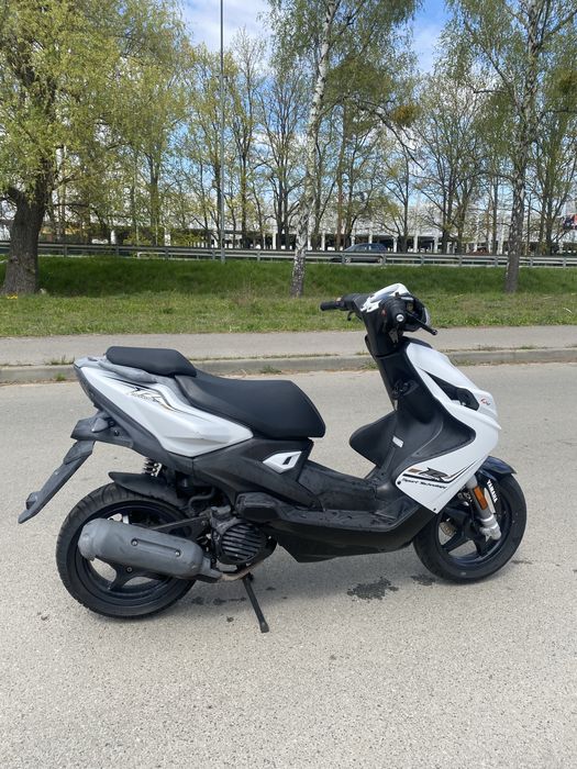 Продам Yamaha aerox 2016 рестайлінг  SA42