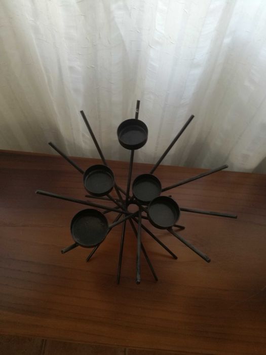 Castiçal em ferro para 5 velas