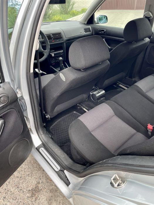 Продам Golf 4 1.6
