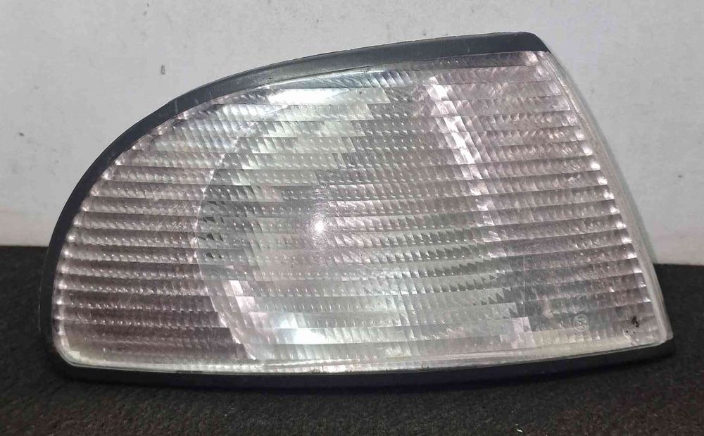 Pisca Frente Direito - AUDI A4 B5 Avant