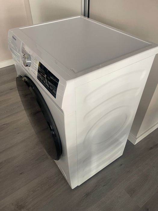 Máquina lavar e secar roupa Hisense