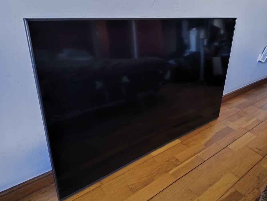 Televisao Samsung 58 UE58TU7105 para peças ou reparação