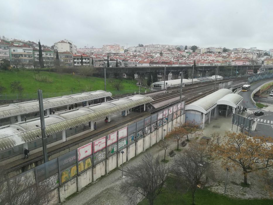 T2 Damaia perto da estação