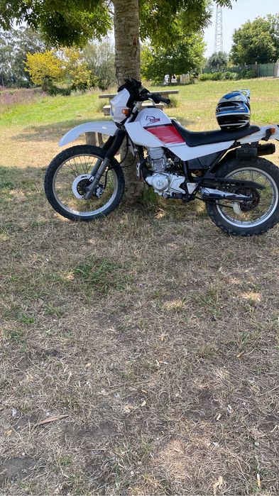 Yamaha XT 225 SEROW