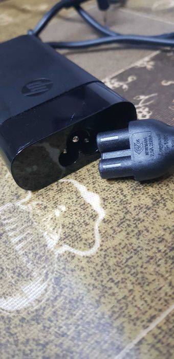 Carregador hp original 65W