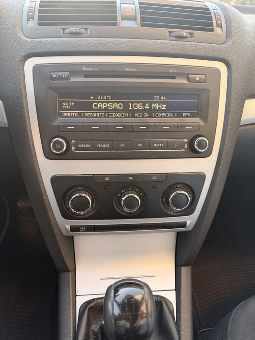 Skoda octavia 1.6 TDi Unico Dono!