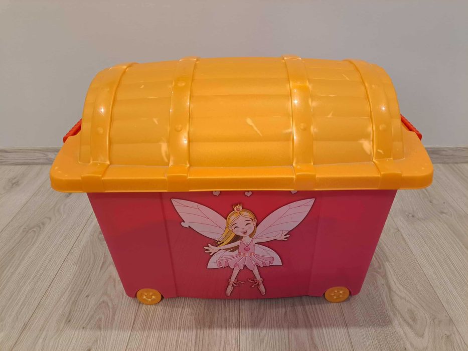 skrzynia plastikowa kuferek dziecięcy