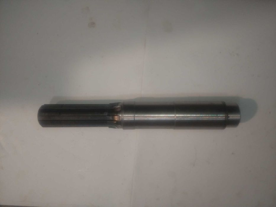 Wałek przekładni brony wirnikowej Kverneland NG 600