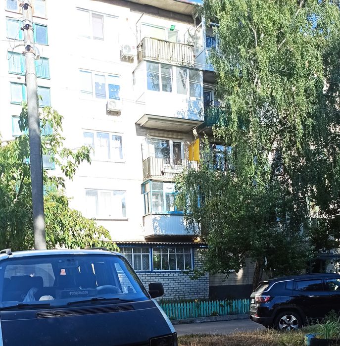 Обмін.Двокімнатну квартиру на однокімнатну з доплатою.