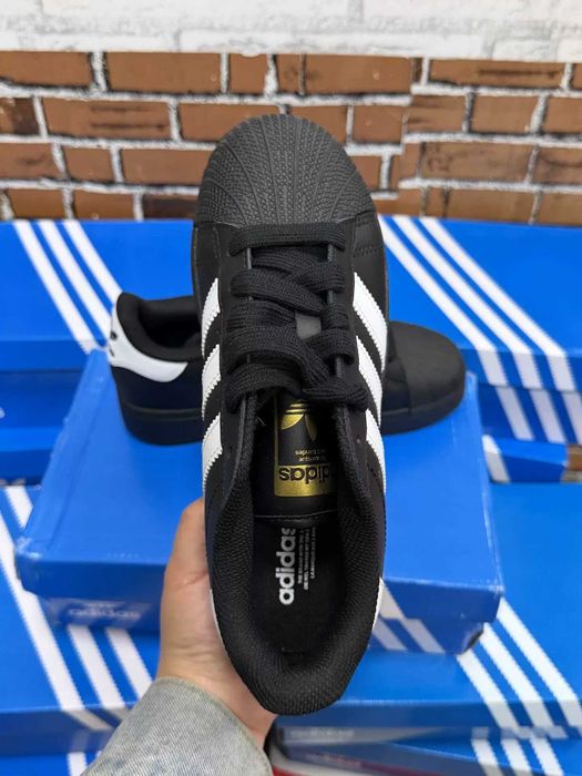 adidas original SUPERSTAR R.43