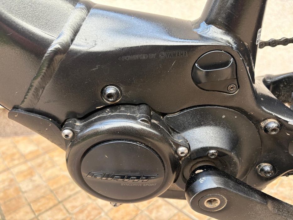 Rower elektryczny MTB gorski Giant fathom e+ yamaha