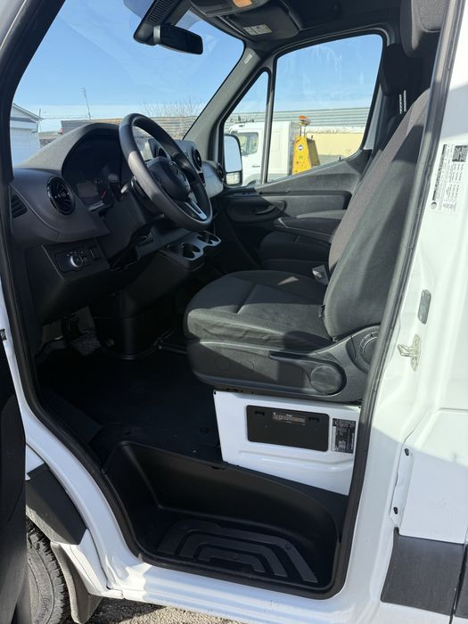 Мерседес спрінтер 907