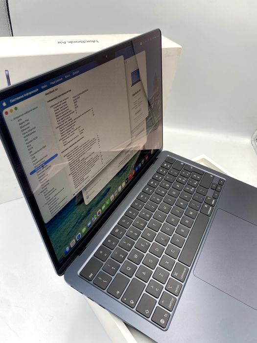 Apple MacBook Air 13“ M4 16/256GB Midnight (MW123) 2025
