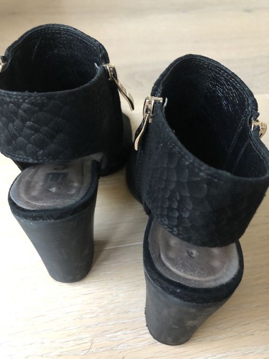 Buty na obcasie Nessi 36
