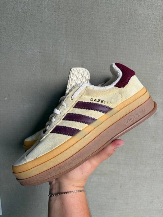 Кросівки Adidas, Nike, Tamaris