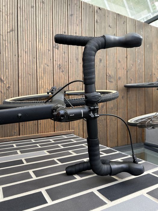 Cannondale top stone 4 s czarny gravel