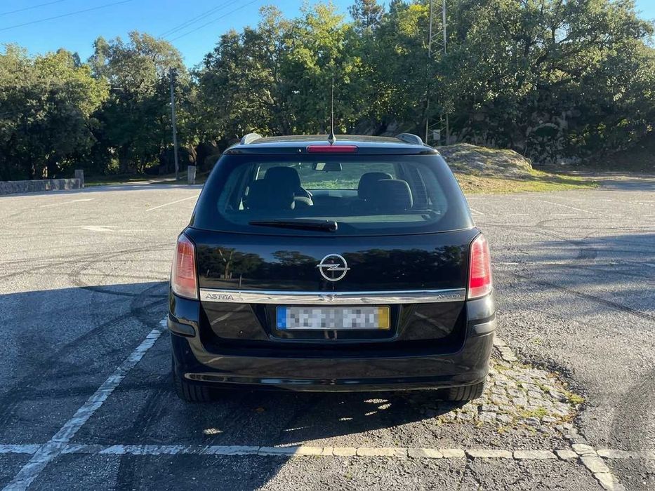 Opel astra caravan 1.7 cdti 2005