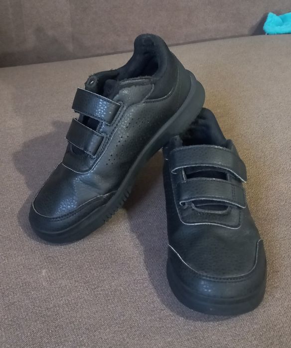 Кросівки дитячі Адідас Adidas 32 р.