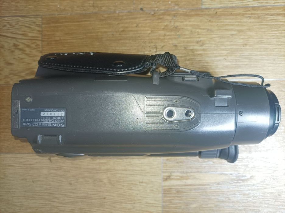 Sony CCD-FX270E відеокамера